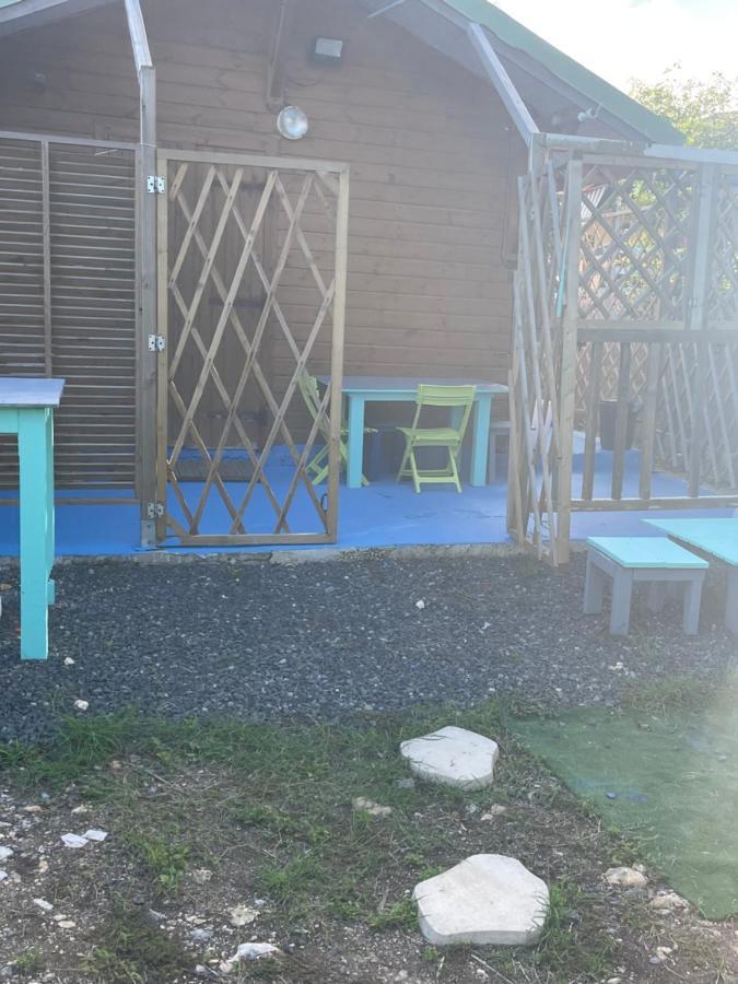 2 Bungalows Au Bord De La Plage De Montal A Moule Loues Individuellement Ou Ensemble Ле-Муль Екстер'єр фото