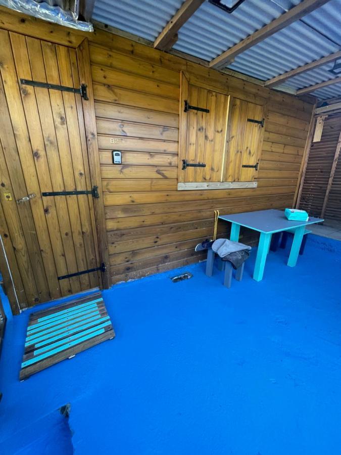 2 Bungalows Au Bord De La Plage De Montal A Moule Loues Individuellement Ou Ensemble Ле-Муль Екстер'єр фото