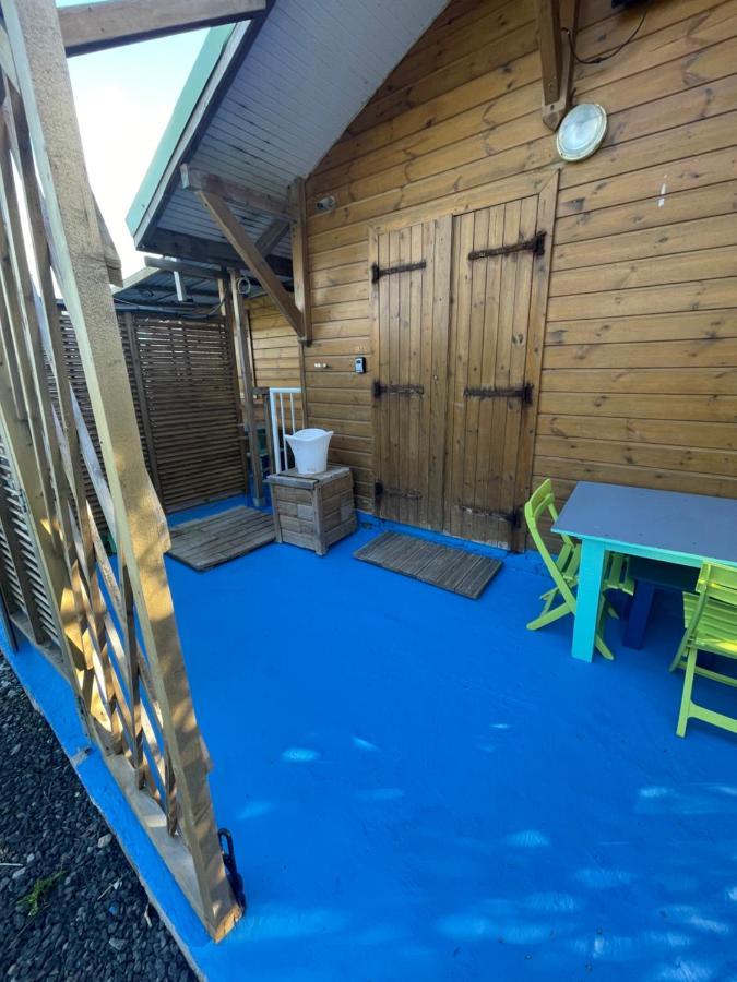 2 Bungalows Au Bord De La Plage De Montal A Moule Loues Individuellement Ou Ensemble Ле-Муль Екстер'єр фото