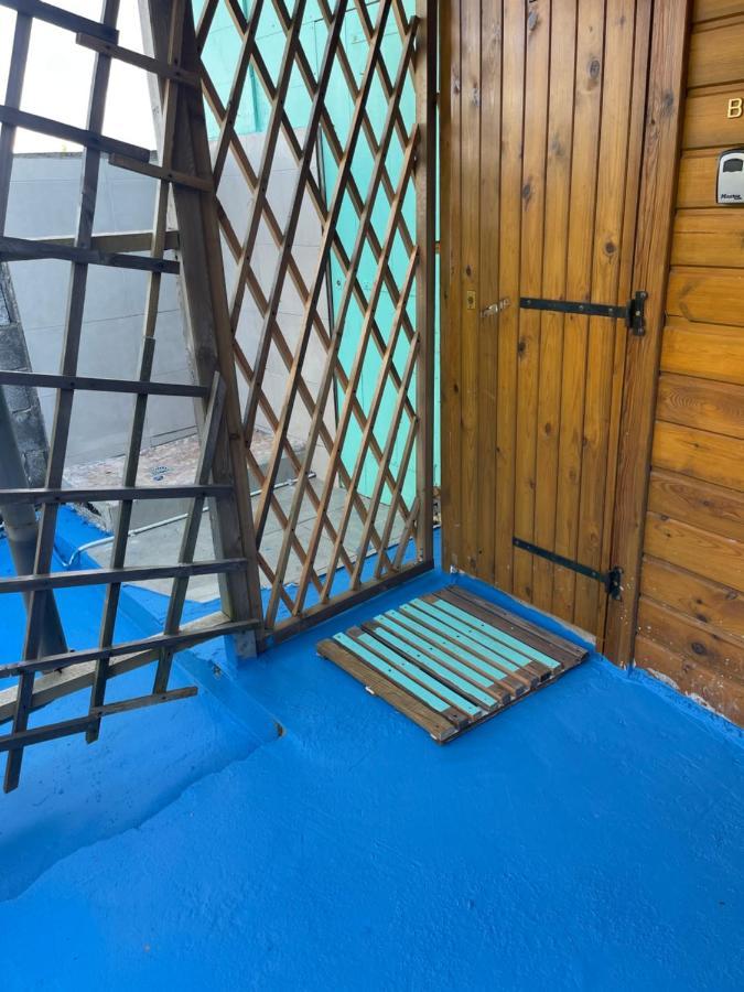 2 Bungalows Au Bord De La Plage De Montal A Moule Loues Individuellement Ou Ensemble Ле-Муль Екстер'єр фото